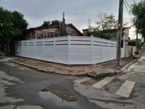 Ügyfélfotó, 28. sz.: Konkret Line kerítés (Google-értékelés)